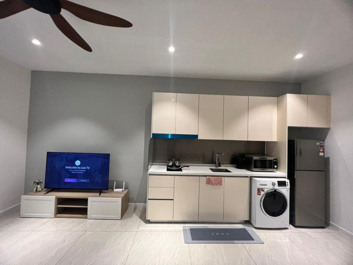 Quill Serviced Suites Klcc Apartemen